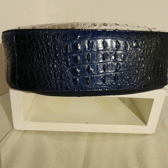 Mia K Collection Women's Croc Embossed  -Gray Navy Handbag - Picture 5 of 6